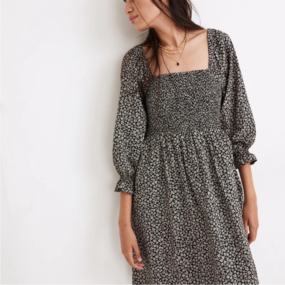 Madewell square neck smocked daisy dress